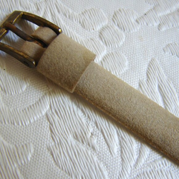 De Luxe Virgin Islands Ladies WATCH, Beige & Gold Tone 17 Jewels, Needs TLC C33 - Picture 5 of 8